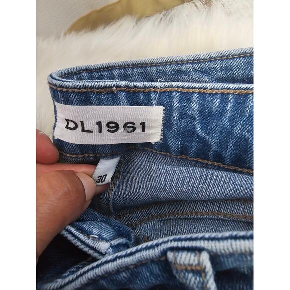 DL1961 Mara Instasculpt Straight Ankle Blue Jeans in Sea Salt size 30 - Picture 7 of 10